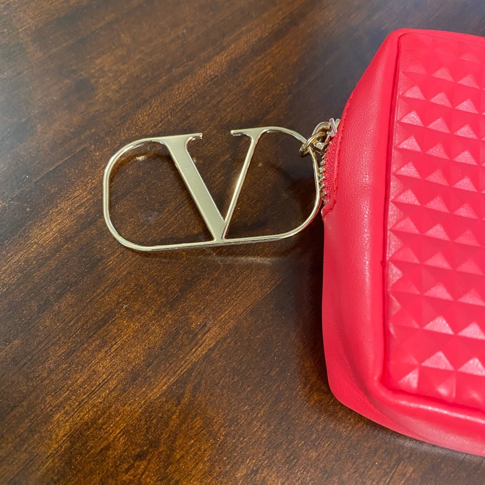 Valentino Beauty Mini Pouch - Picture 4 of 11
